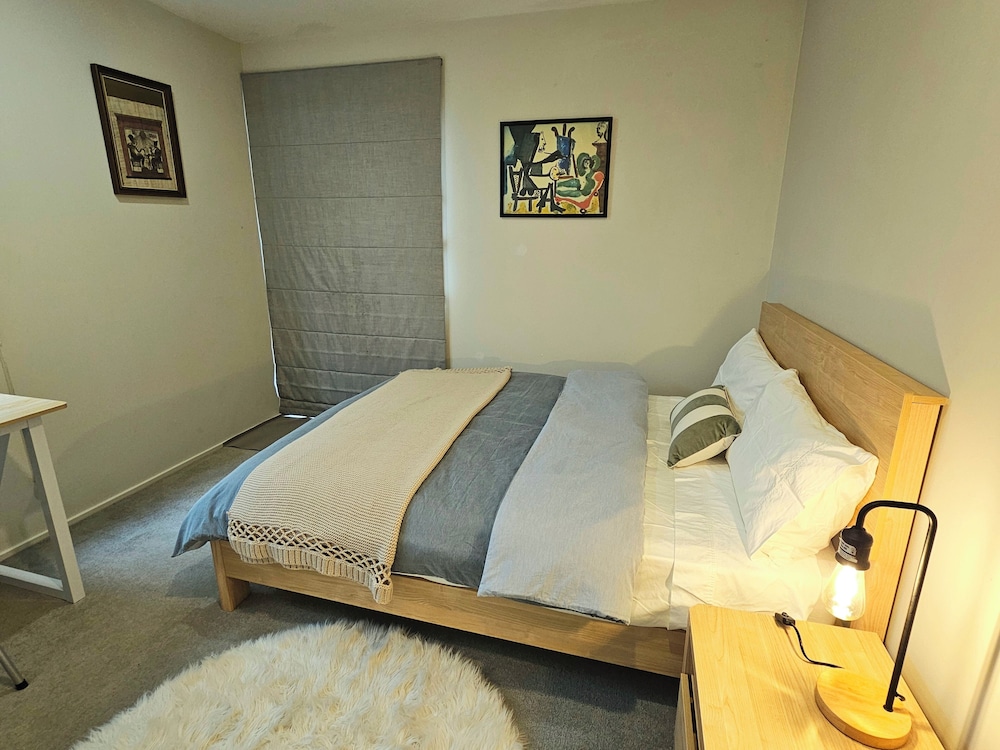 LILYPAD 4-bedroom Urban Retreat Auckland