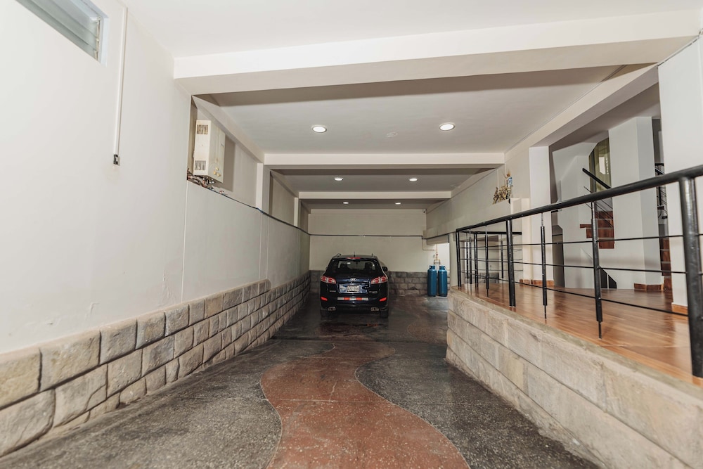 San Pedro Apartments