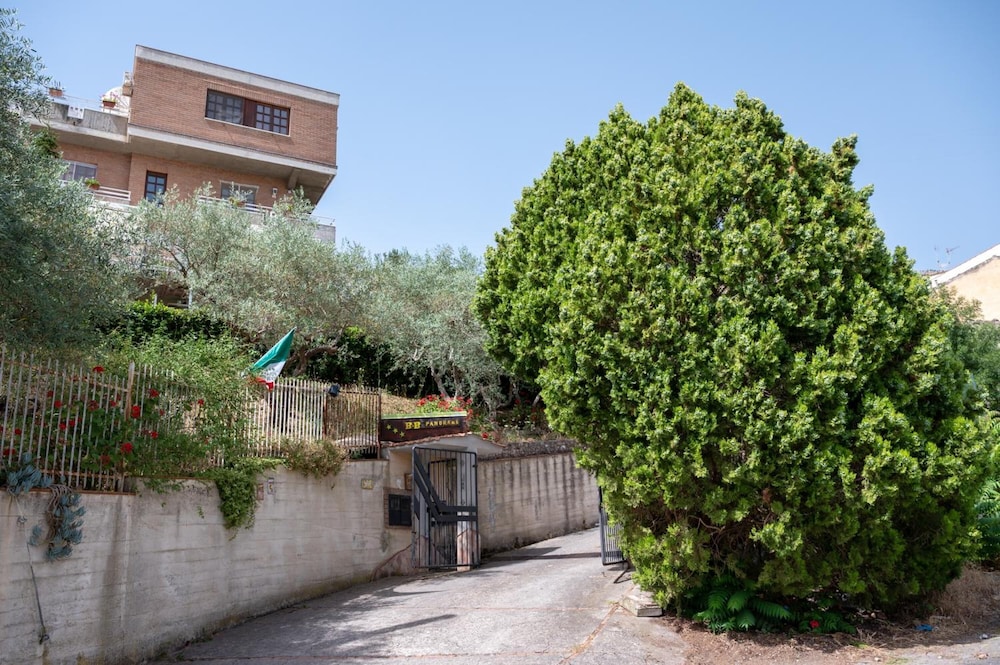 B&B Panorama