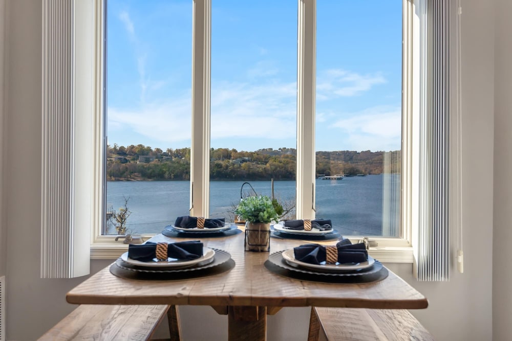 Lakescape at The Getaways