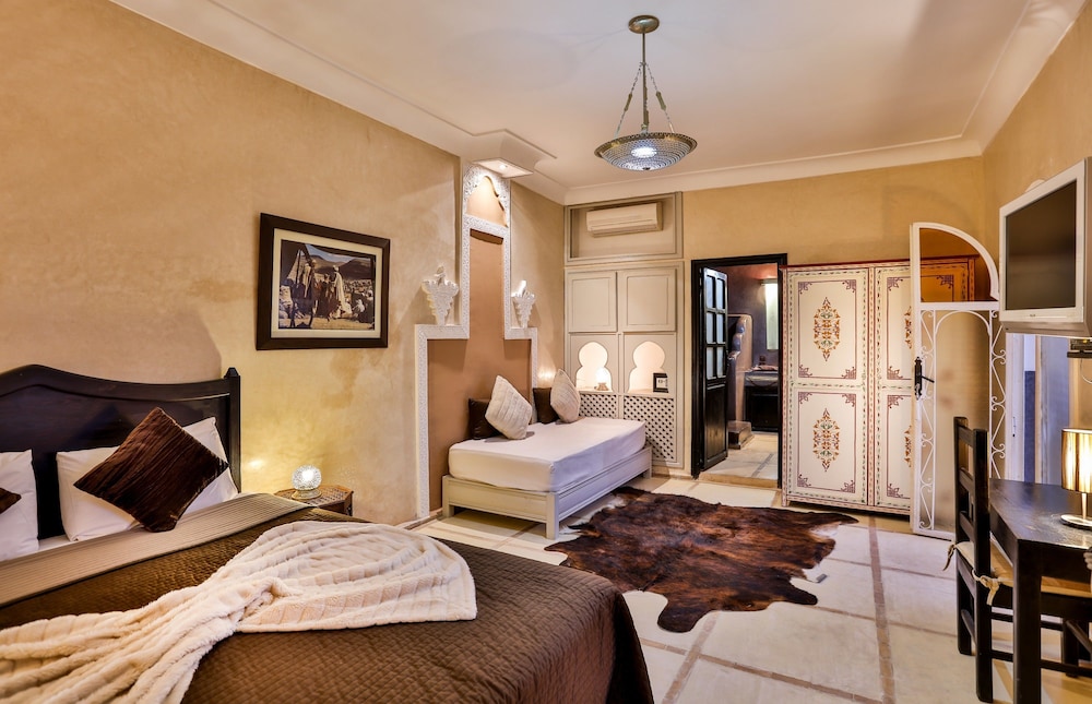 Riad Al Boraq view 5