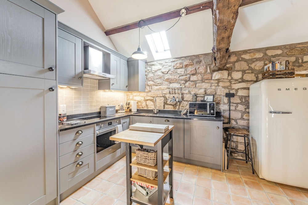 Berts Cottage view 3