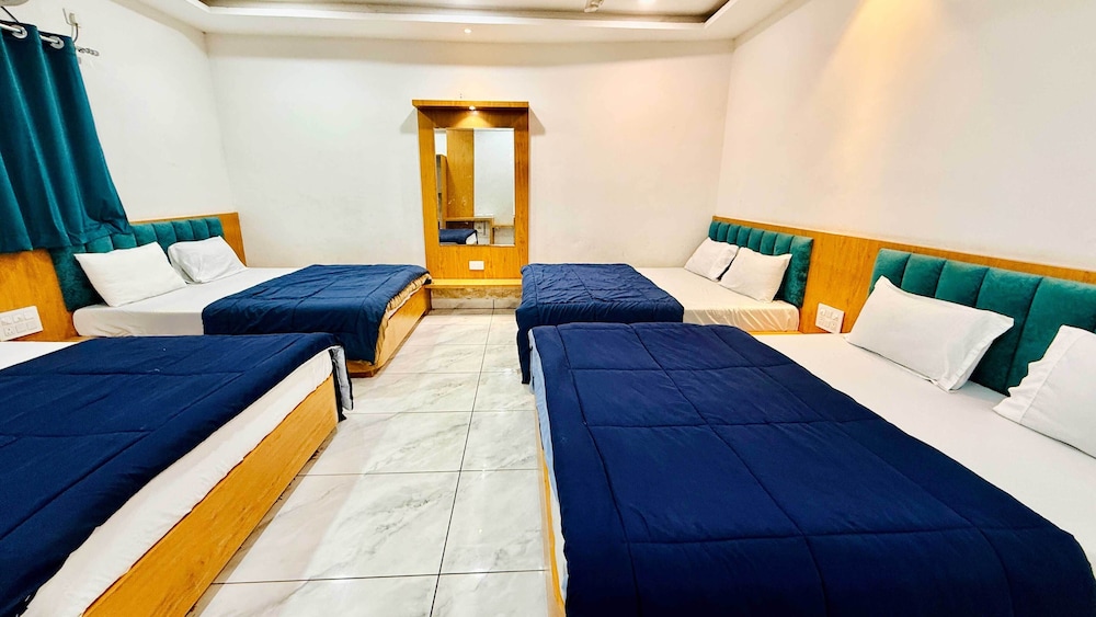 Hotel Raj Inn