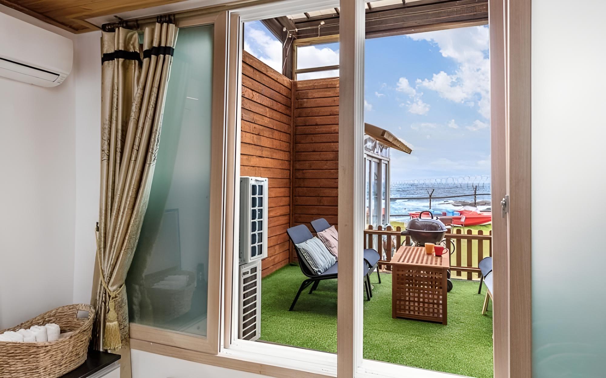 Goseong Mungstay Pension view 3