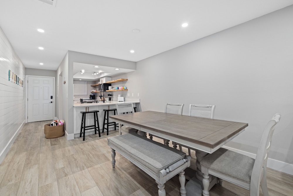 Gulf View Condominiums