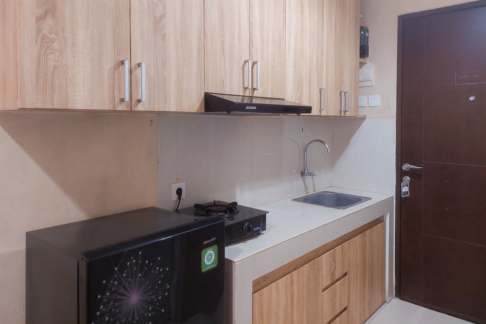 Cozy and Homey Studio Apartment at Springwood Residence Tangerang