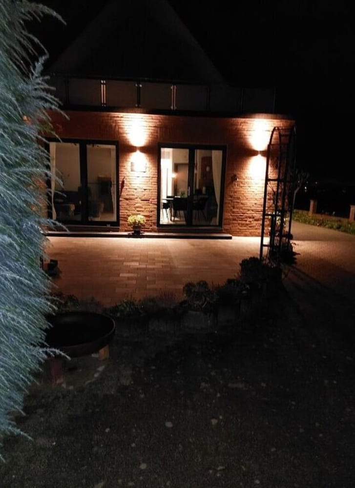 Garden Magic Comfortable Holiday Residence
