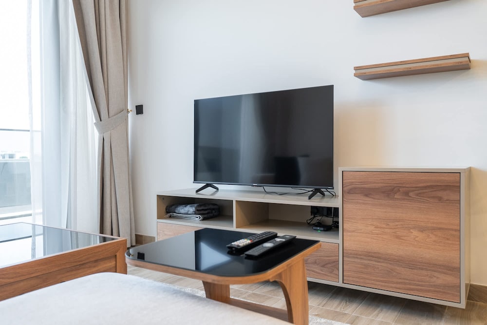 Stay in Studio City at Celia Residence Perfect for 2