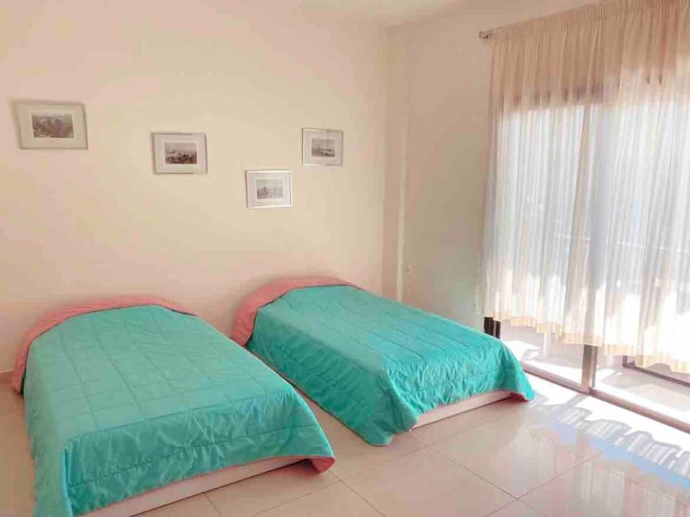 Dolphin Apt in Beirut Metn With 24h Electricity view 2