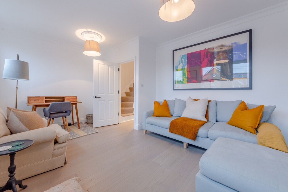 Stunning 2 Bedroom Flat With a Garden in Barnes