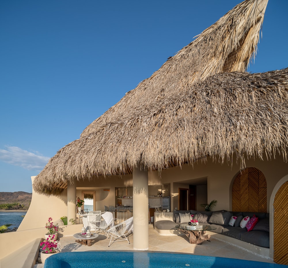 Punta Majahua Condos