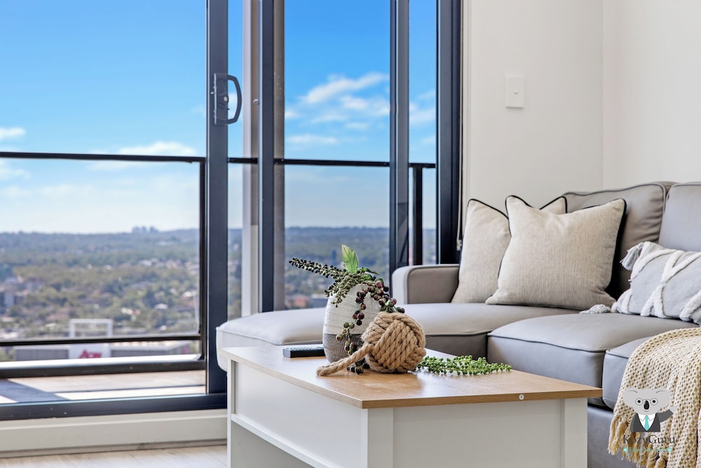 Kozyguru | Parramatta 2 Bed Apt With Parking