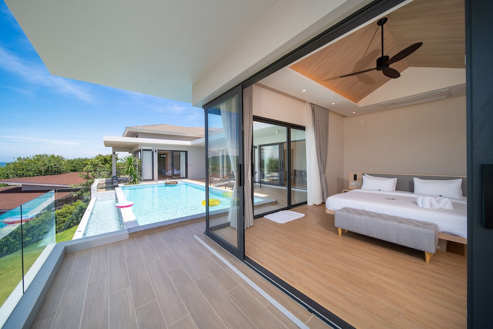 The Salin Seaview Villas