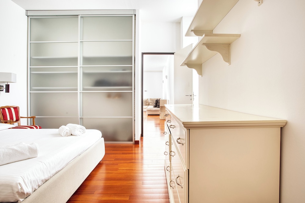 JOIVY Bright Flat near Parco Sempione
