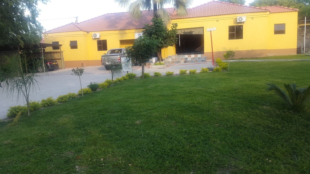 Maun Executive Inn