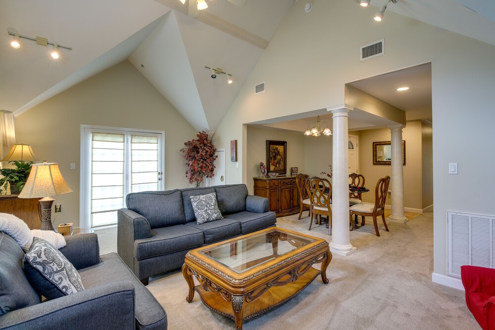 Sevierville Vacation Rental: 6 Mi to Dollywood! - Property Image 12