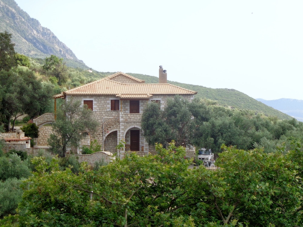 Menina Farm