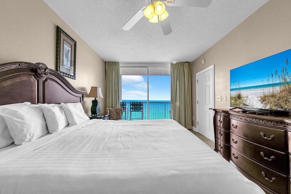 Majestic Beach Towers 2-801