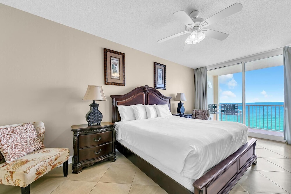 Majestic Beach Towers 2-801