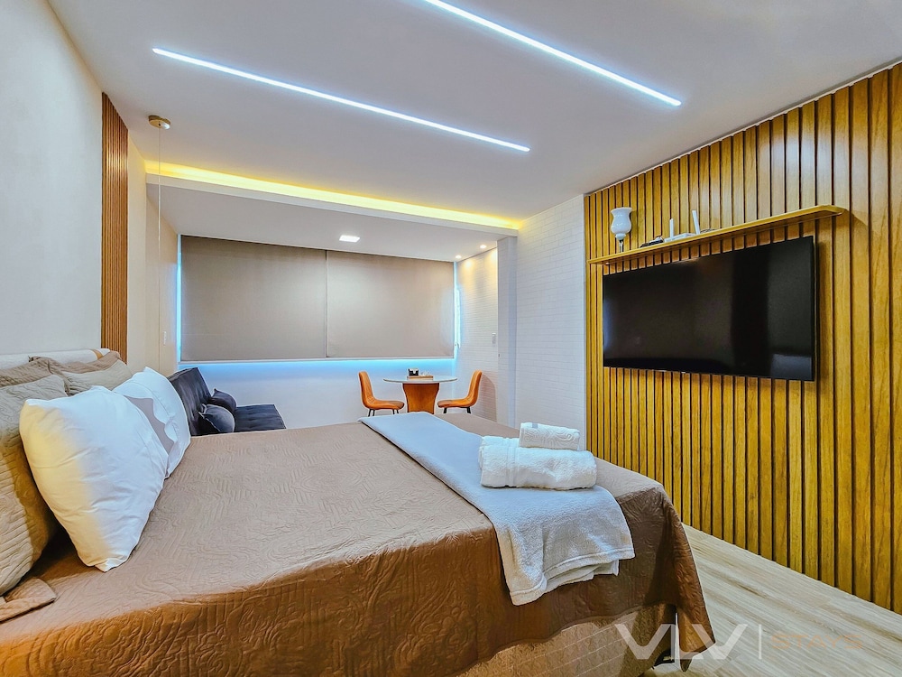 Art Studio by VLV Stays