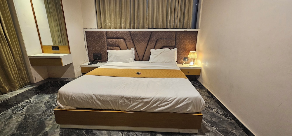 Hotel Aatithy