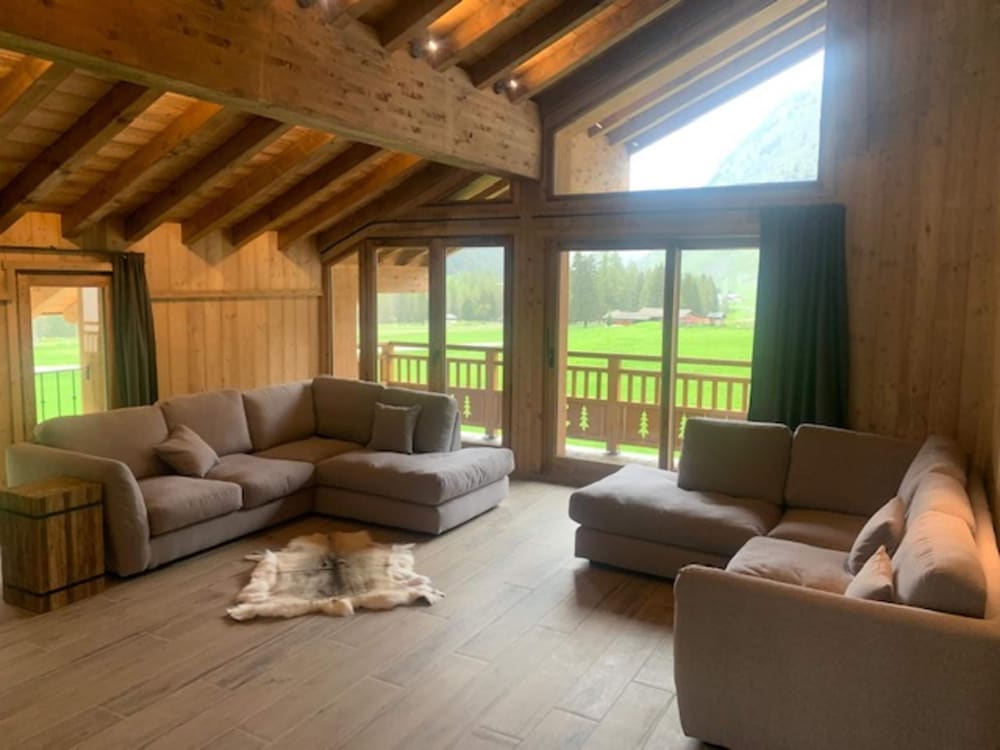 Chalet in La Plagne Near Ski Lifts