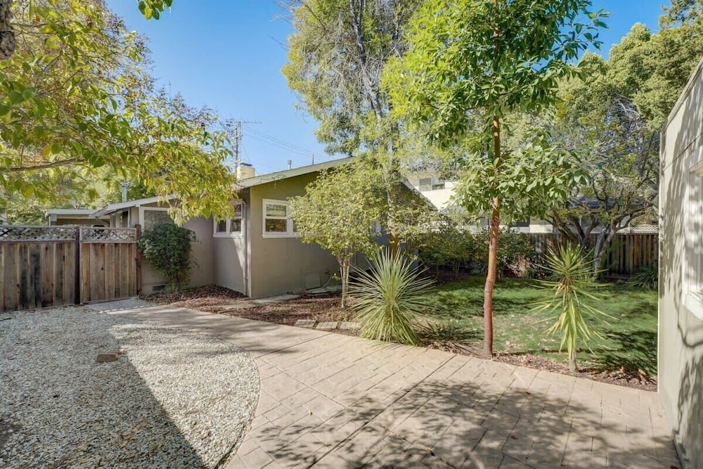 @ Marbella Lane -cozy 1BR Studio in Palo Alto Dwtn