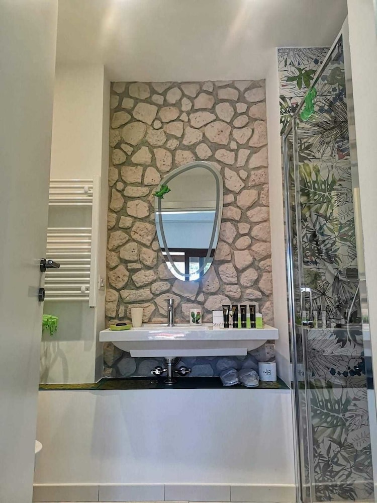Geco di Giada Exclusive Art Suites