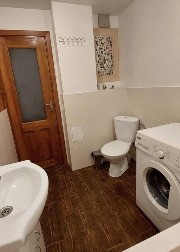 Stunning 1-bed Apartment Riga view 5