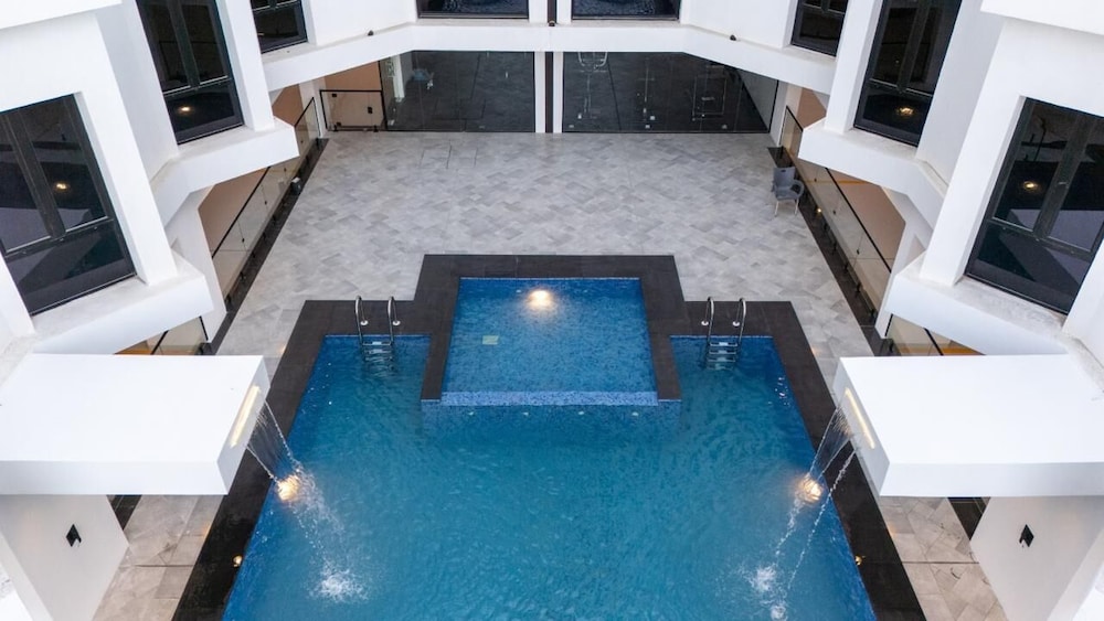 Suites OrbitNet Compound