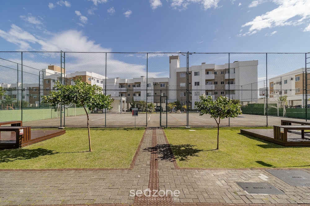 Apt. w/ Barbecue & Pool in Canasvieiras Rpc0305