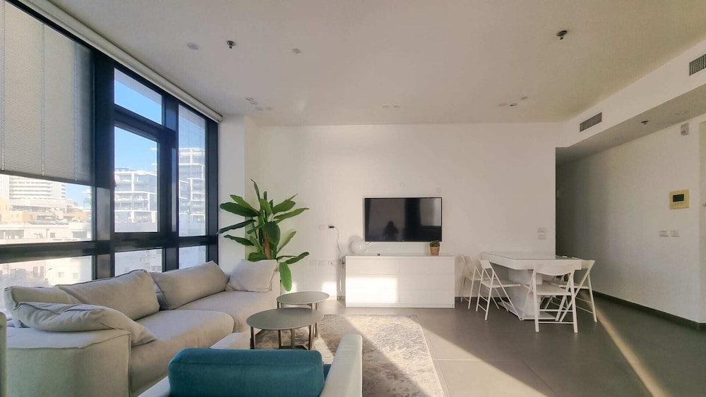 Hayarkon Royal in Tel Aviv-yafo