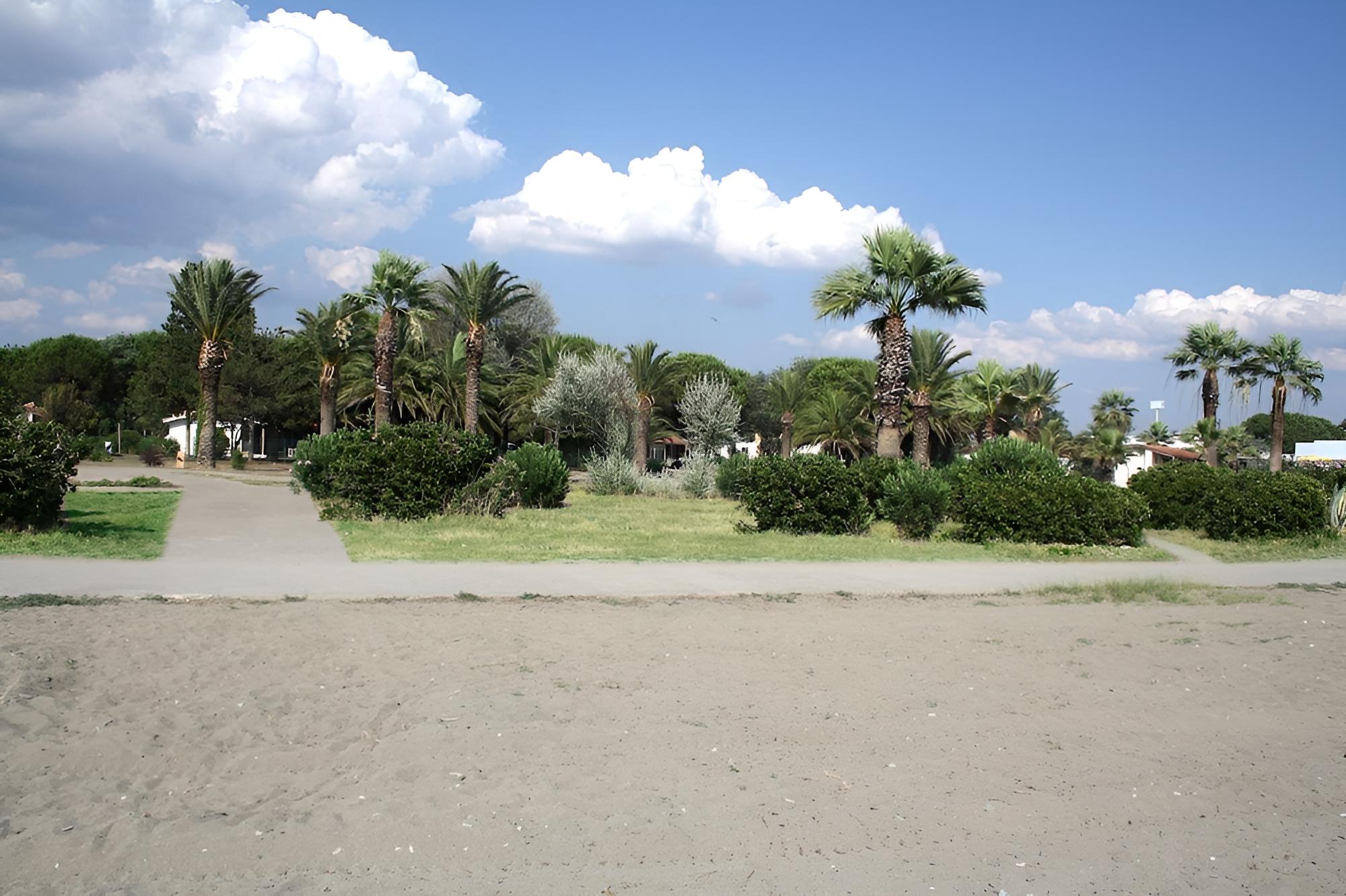 AKCAY PINEA CLUB