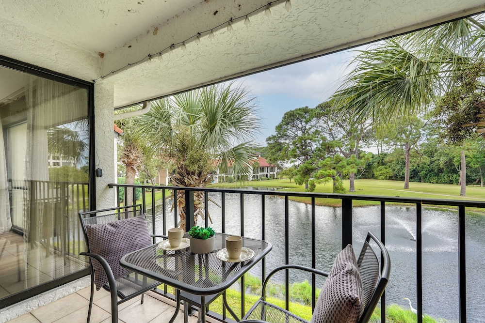 Pool & Beach Trolley Access: PCB Resort Condo!