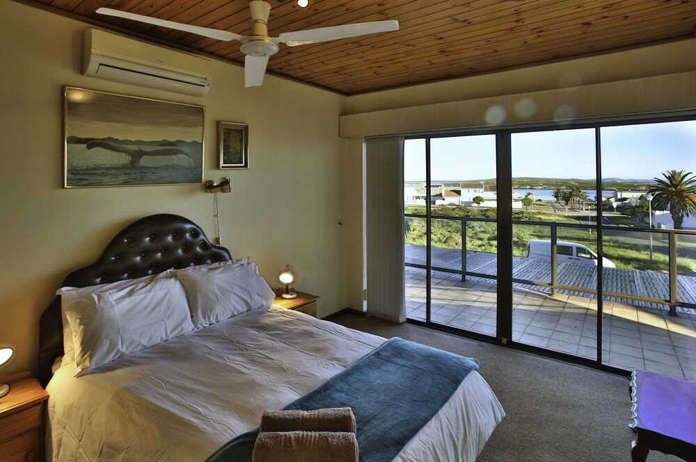 Dasklip Langebaan 8-sleeper view 3