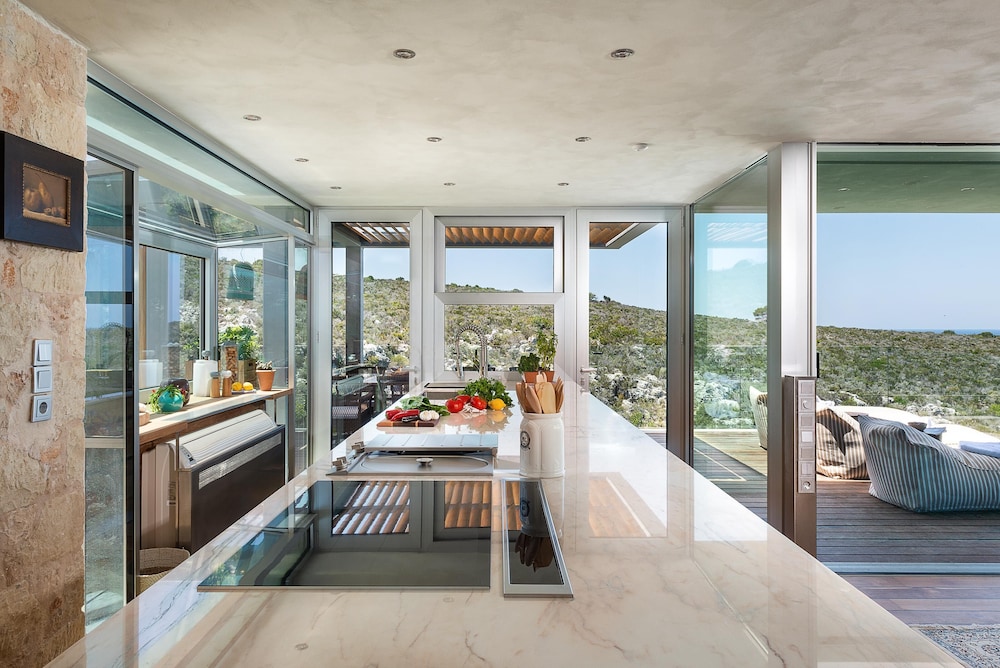 Villa Charlotte by CuraVillas Collection