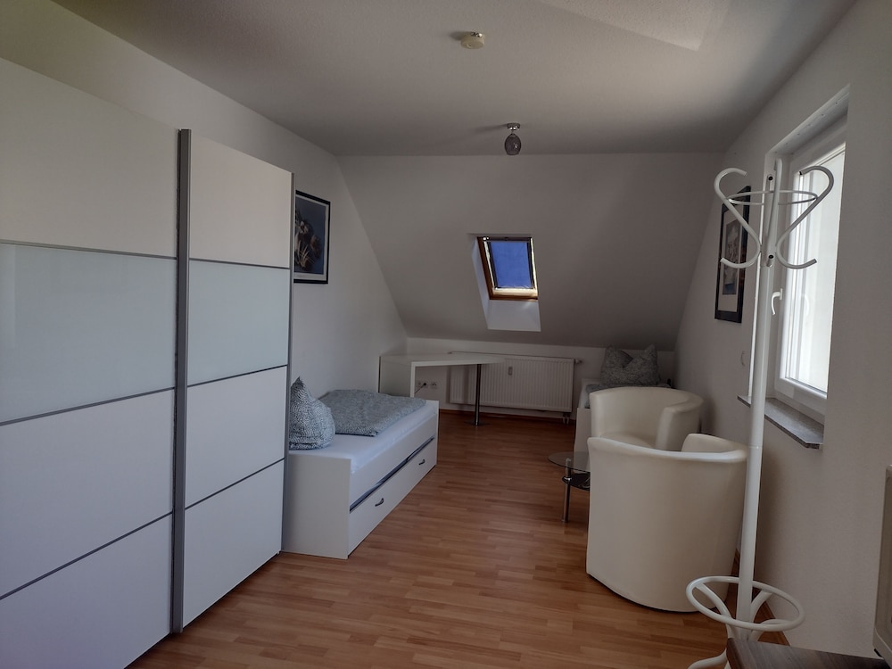 Casa Meynum - Pension & Cafe