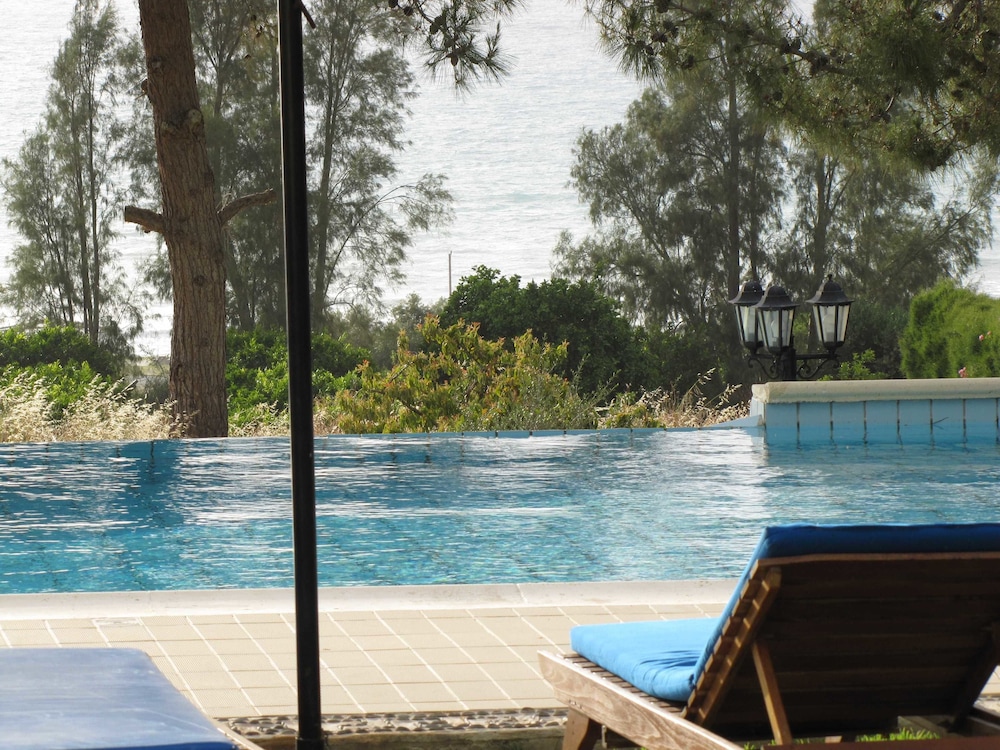 Webooking Knossos Villa
