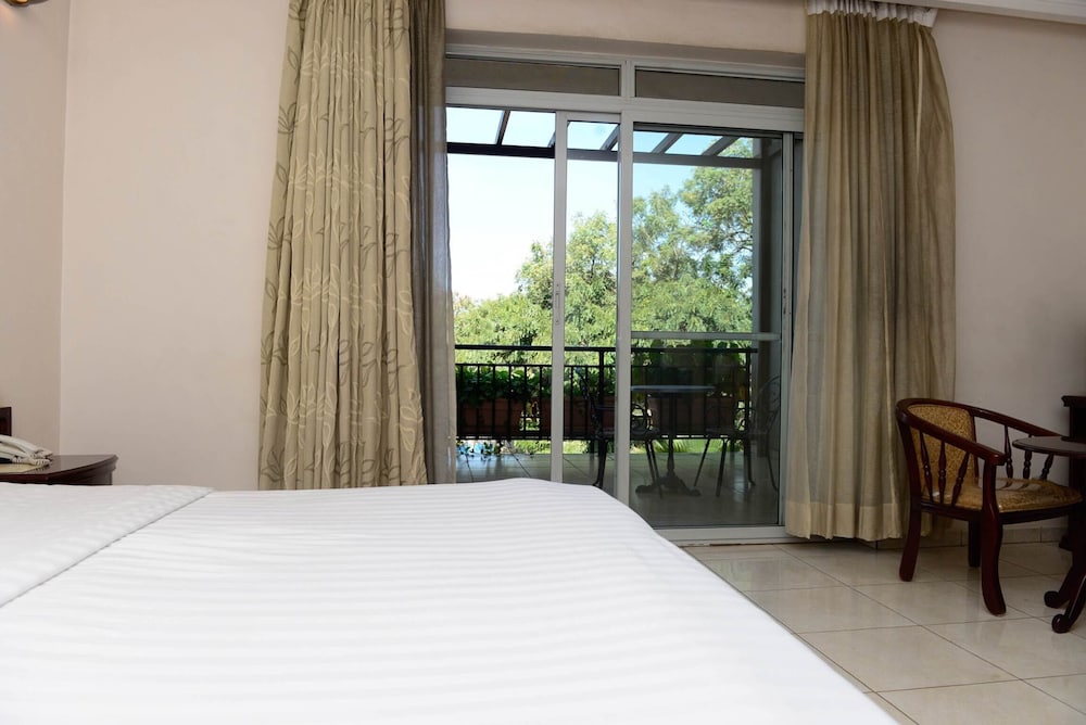 Room in B&B - The Nobils Double Room for a Wonderful Experience view 3