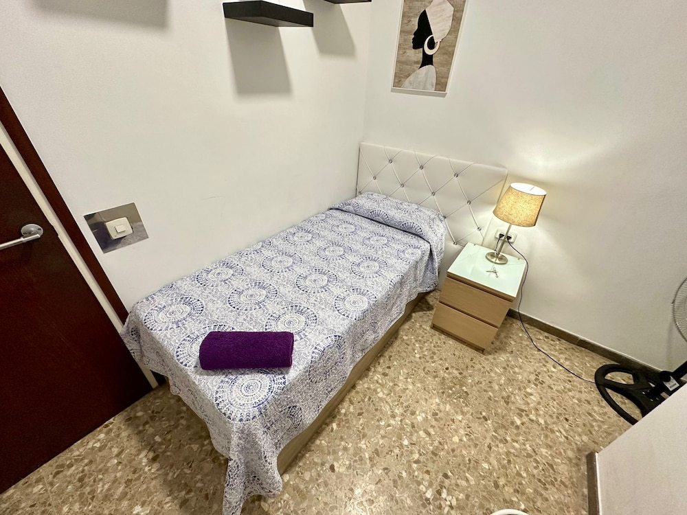 Rooms Sepulveda