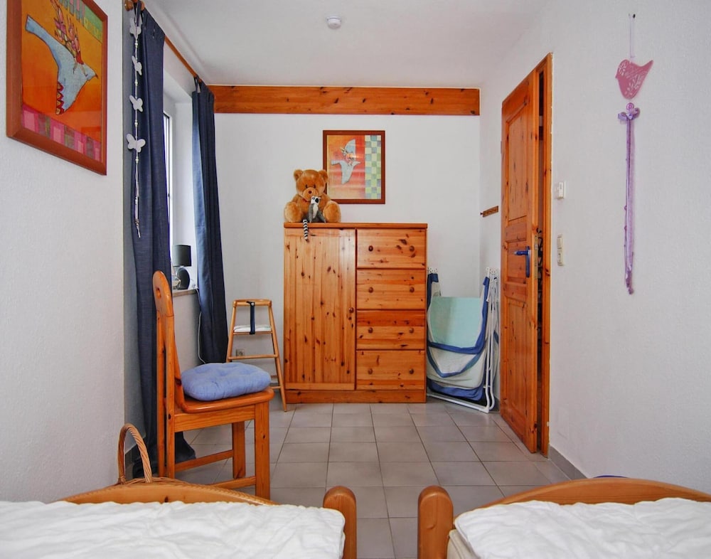 Wohnung in Wenkendorf mit Garten