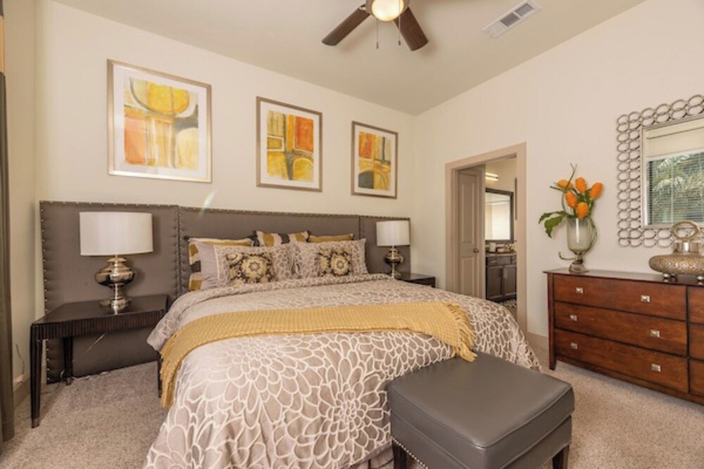 Spacious 2BR Condo at 7 Seventy