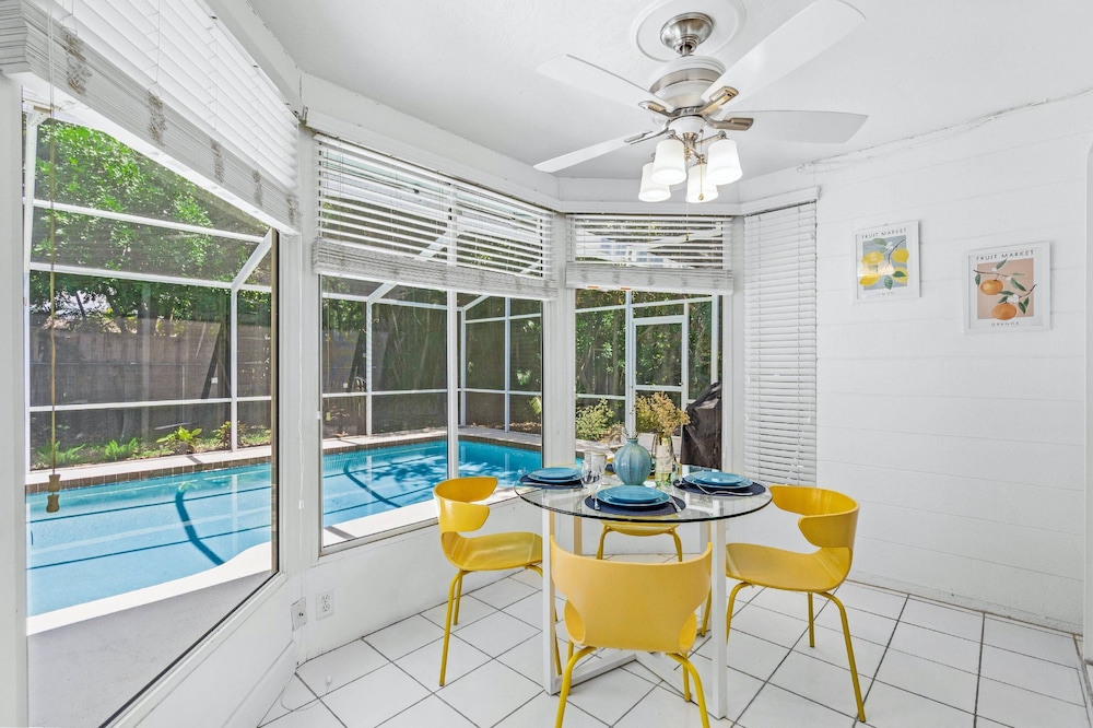 Sand Dollar Cottage