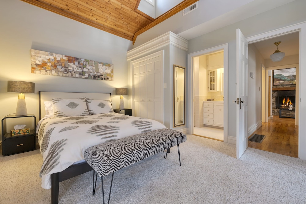 Mountain Hollow Estate by Avantstay Great Views