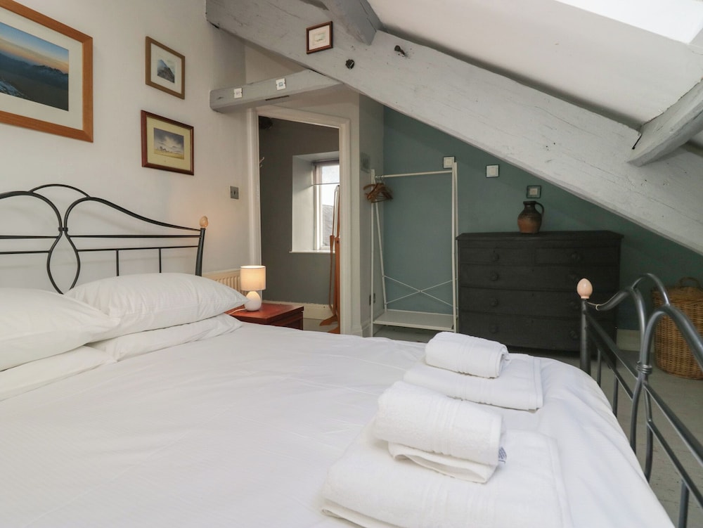 Flat 1