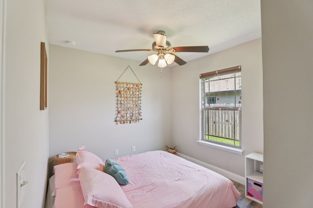 Relaxing Pace Bay House 3 Bedroom Home