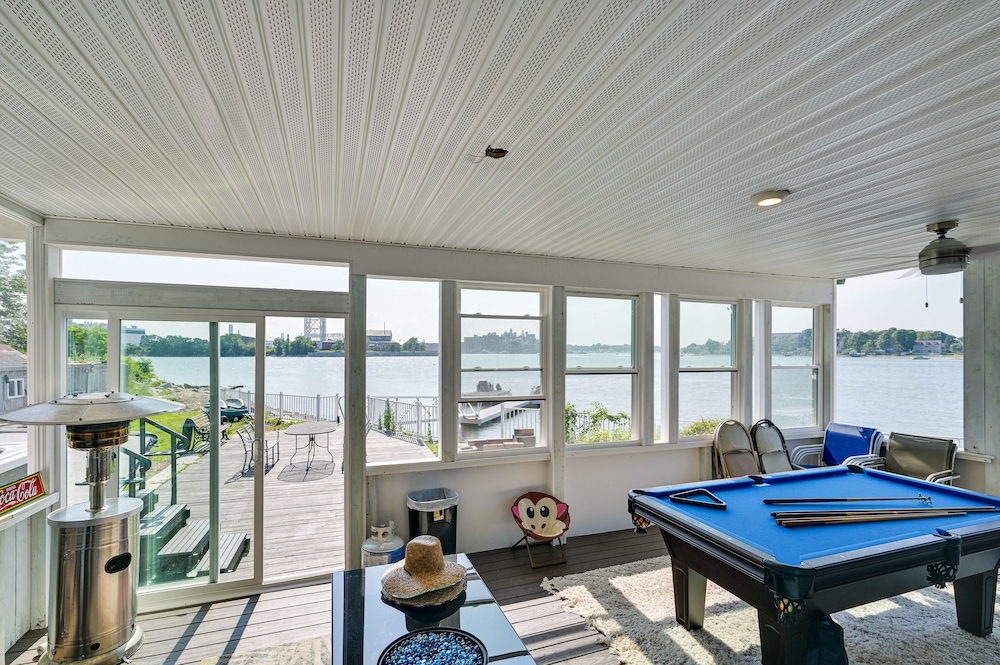 Weymouth Waterfront Getaway w/ Swim Spa & Hot Tub