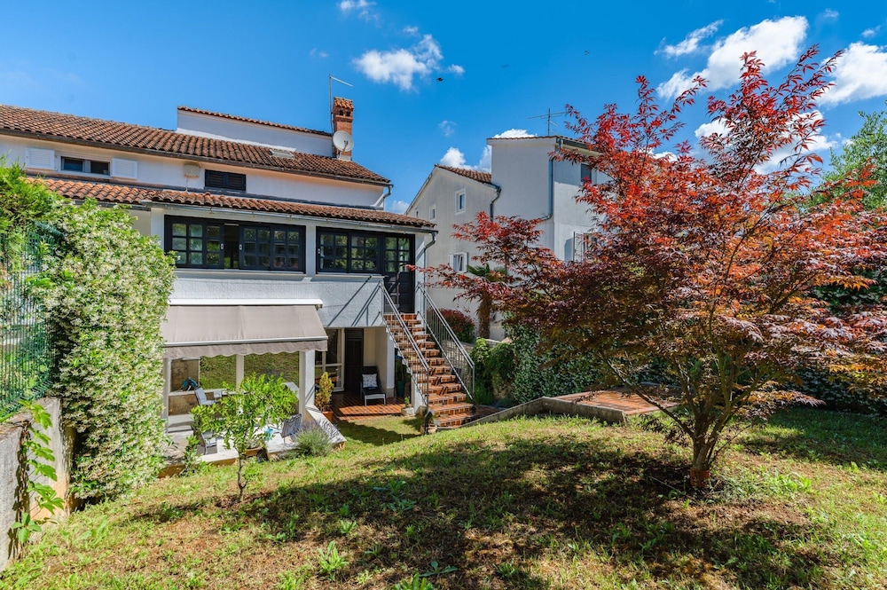 Apartment in Porec Near Sand Beach