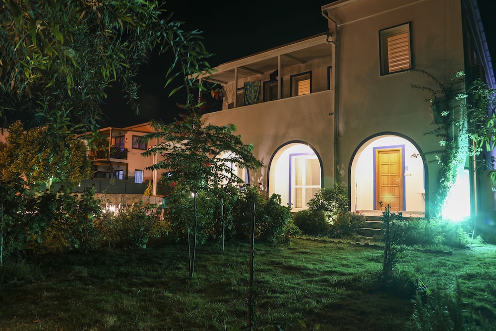 Yalıyanı Pansiyon - Image 57