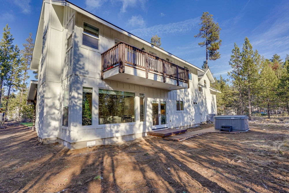 Mountain Home w/ Private Hot Tub & River Access! view 4